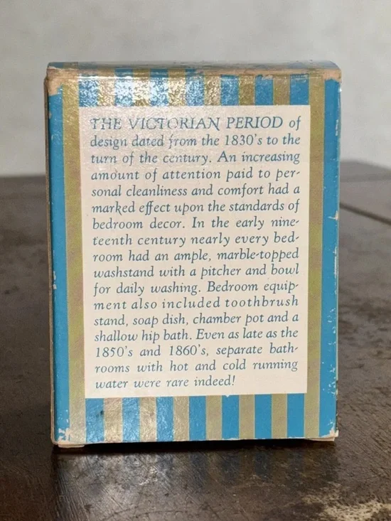 Avon ENGLISH PROVINCIAL Victorian Washstand,Cologne, Bath Oil, Powder Sachet VTG - Picture 10 of 16